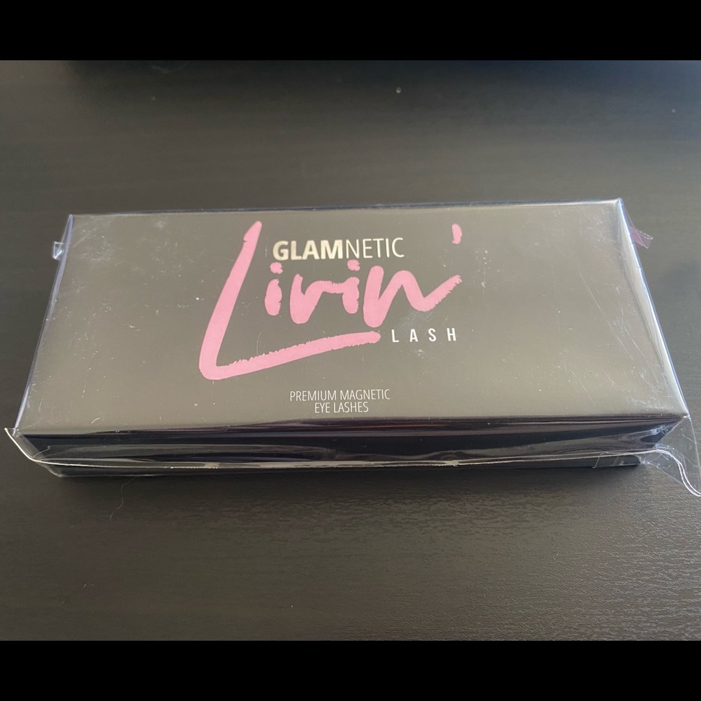 Glamnetic Livin’ Magnetic Lash NIB